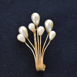 Vintage Napier Faux Pearl Brooch Pin